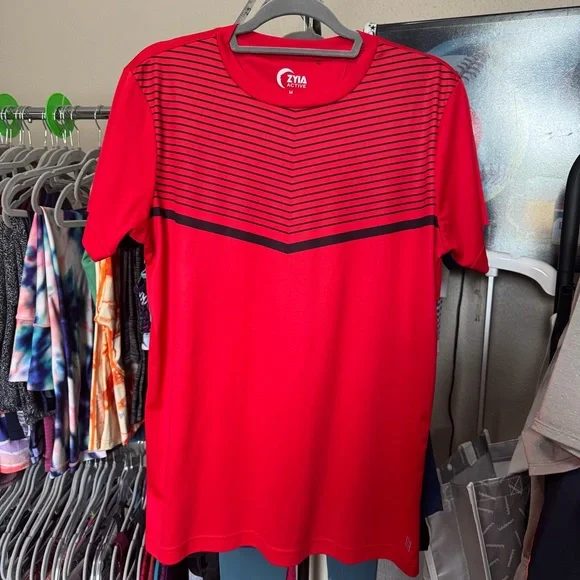 Zyia Active Red and Navy Stripe Clubhouse T RC - Picture 4 of 6
